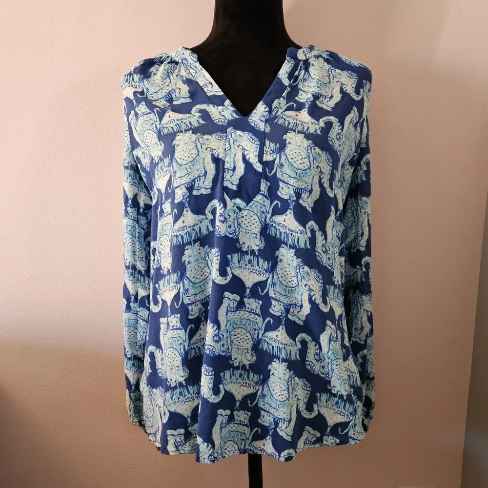 Lilly Pulitzer Martinique Elephant Print Blouse 🩵 Size XS - Picture 2 of 9